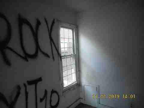 8897 Mendota (34)_m.jpg